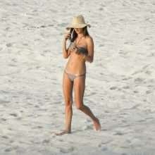 Alessandra Ambrosio en bikini aux Bahamas