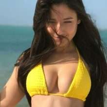 Angie Varona en bikini à Miami
