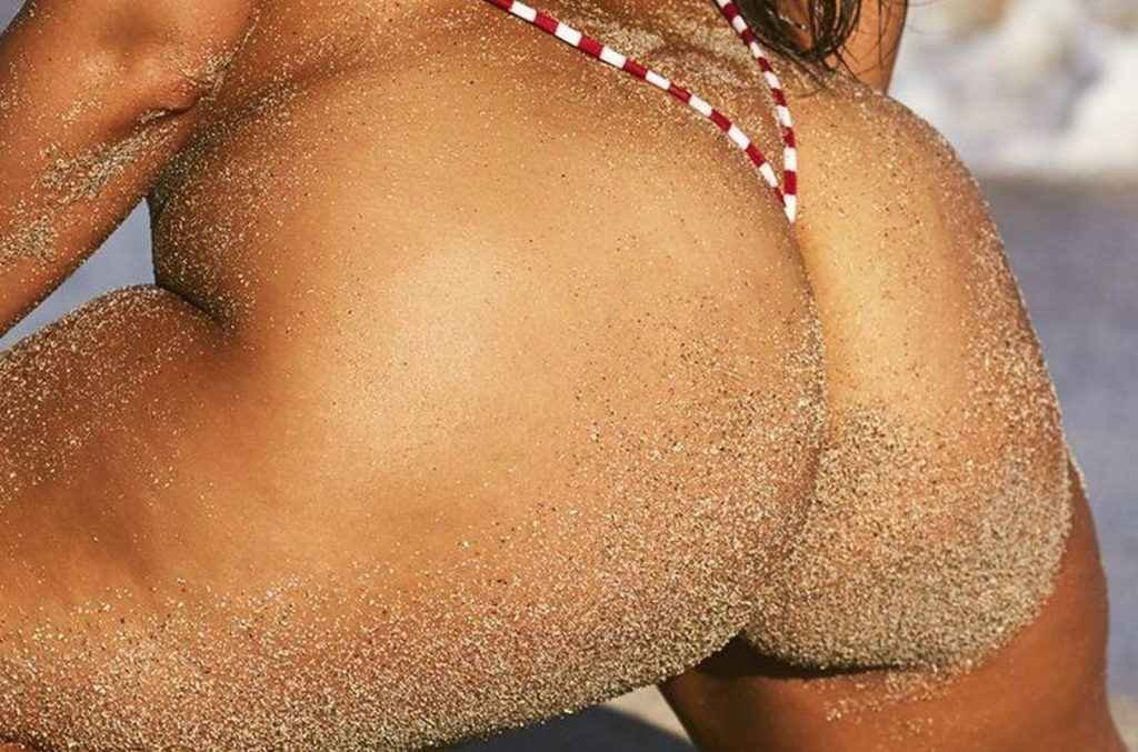 Ashley Graham exhibe ses gros seins pour Sports Illustrated 2018