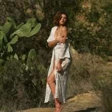 Aurélie Malta seins nus pour 138 Water