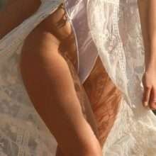 Aurélie Malta seins nus pour 138 Water