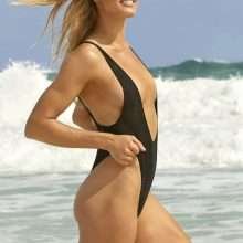 Eugénie Bouchard seins nus et super chaude pour Sports Illustrated