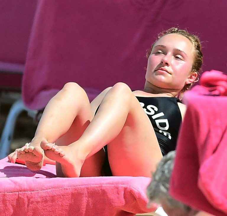 Hayden Panettiere en maillot de bain à La Barbade