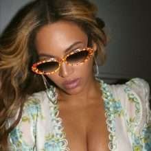 Beyoncé ouvre le décolleté