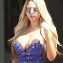Francesca Larrain exhibe ses gros seins à Miami
