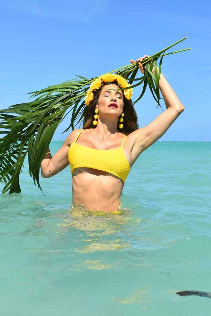 Jennifer Nicole Lee, bikini et maillot de bain à Miami Beach
