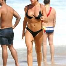 Lisa Clarke en bikini à Sidney