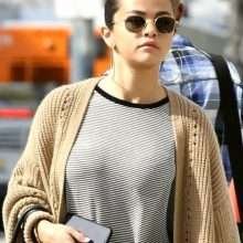 Selena Gomez en balade à Hollywood