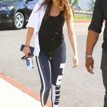 Selena Gomez en leggings à Los Angeles