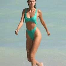 Sofia Resing en maillot de bain à Miami