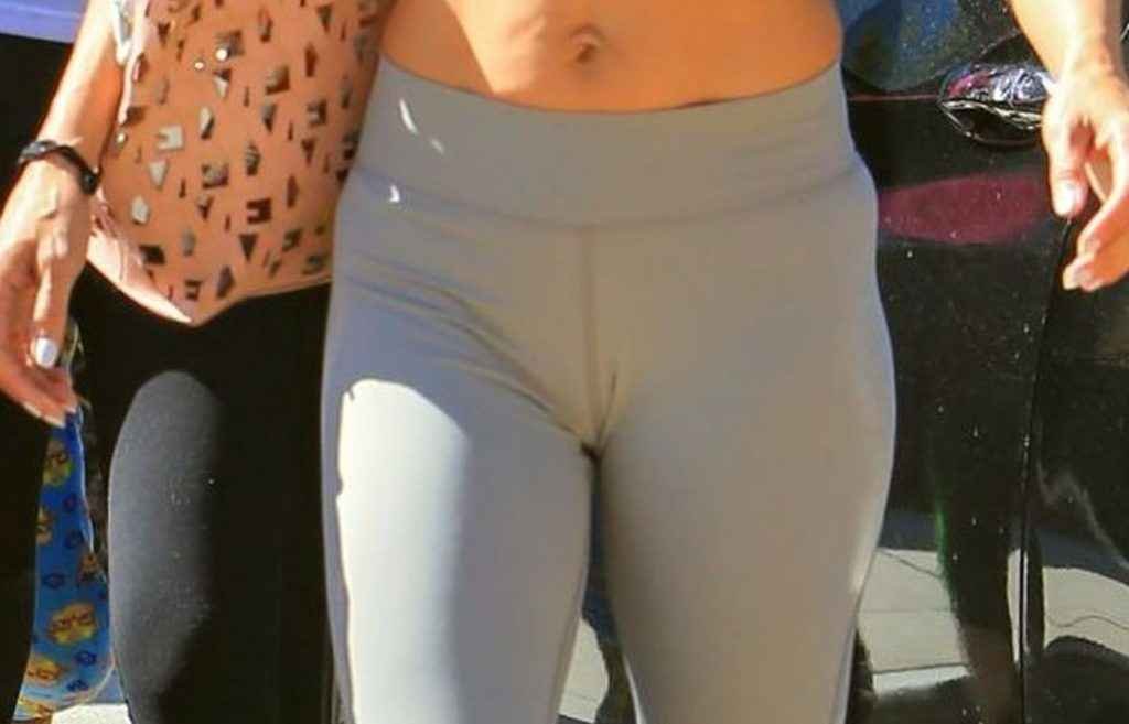 Brooke Burke en leggings à Los Angeles