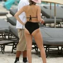 Cathy Hummels dans un bikini noir à Miami