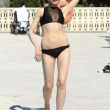 Chloe Jasmine en bikini au Cap Vert