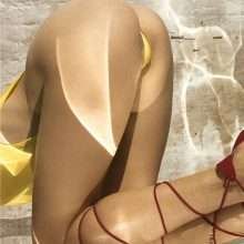 Ella Weisskamp seins nus dans S Magazine