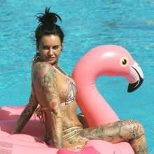 Jemma Lucy en bikini au Portugal
