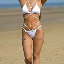 Jennifer Thompson en bikini à Alicante