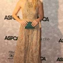 Jessica Hart au 21eme ASPCA Bergh Ball à New-York