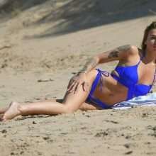 Jenny Thompson en bikini en Espagne