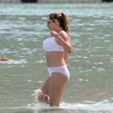 Kelly Brook en bikini à Mykonos