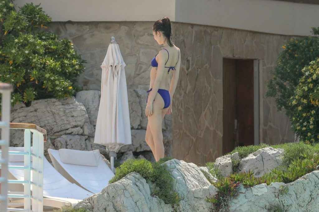 Kiko Mizuhara en bikini à Antibes