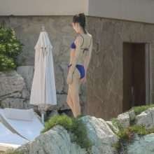 Kiko Mizuhara en bikini à Antibes