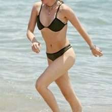 Bella Thorne en bikini à Maui