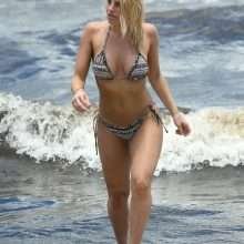 Danielle Armstrong en bikini à Miami Beach