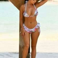 Demi Rose en bikini au Cap Vert