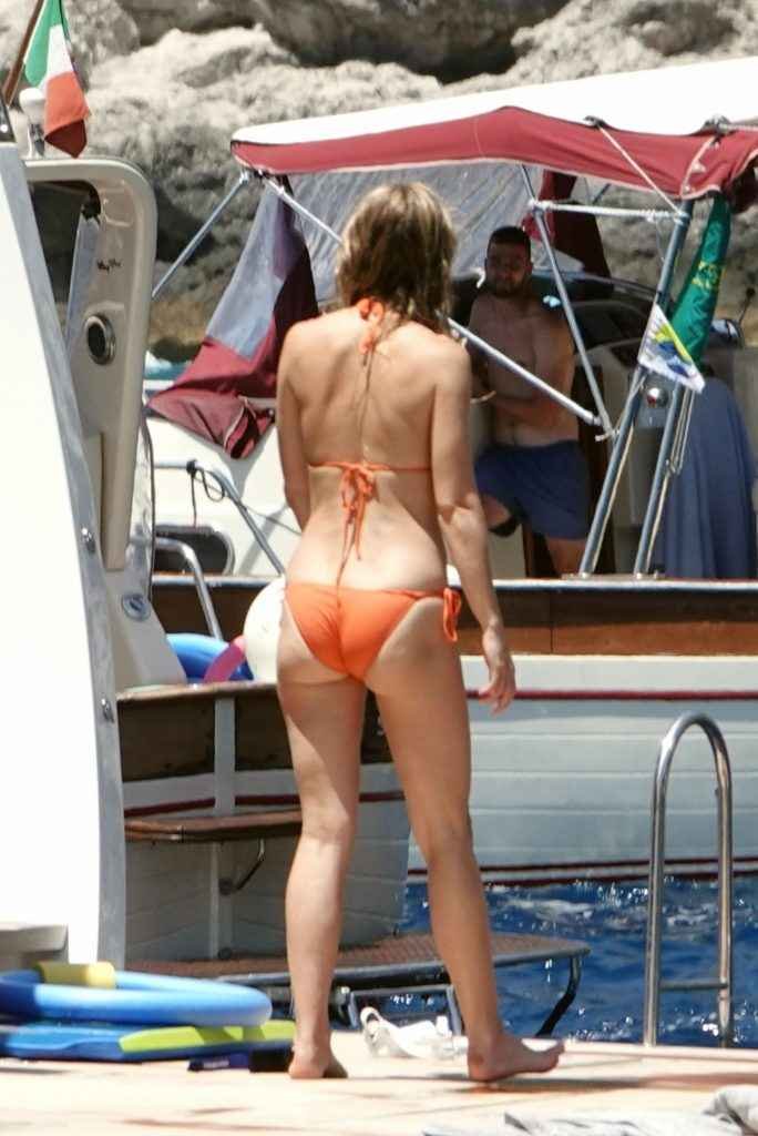 Gwyneth Paltrow en bikini à Capri