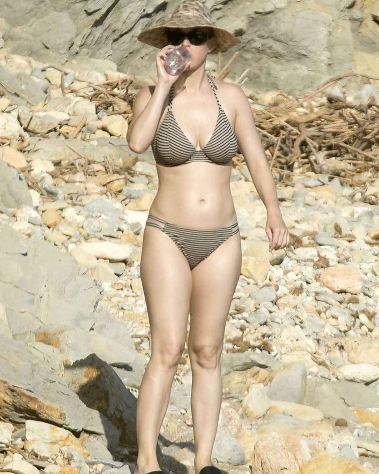 Katy Perry en bikini à Ibiza