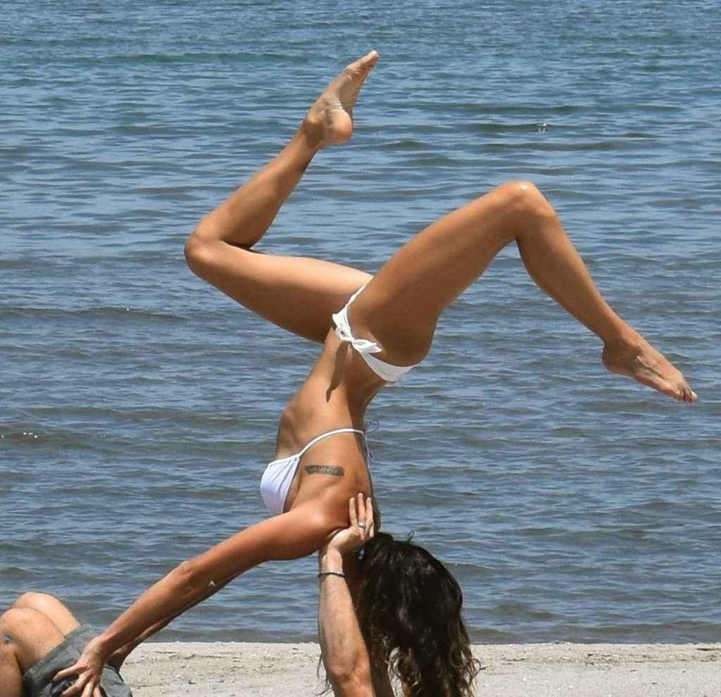 Nikki Reed en bikini au Mexique