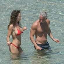 Raffaella Fico en bikini à Mykonos