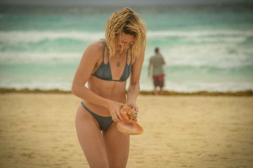 Shantel Vansanten en bikini au Mexique