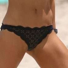 Sharna Burgess en bikini à Miami