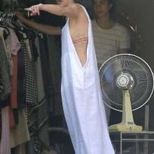 Oups, Amber Heard exhibe ses seins nus