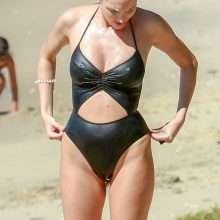 Candice Swanepoel en maillot de bain au Brésil
