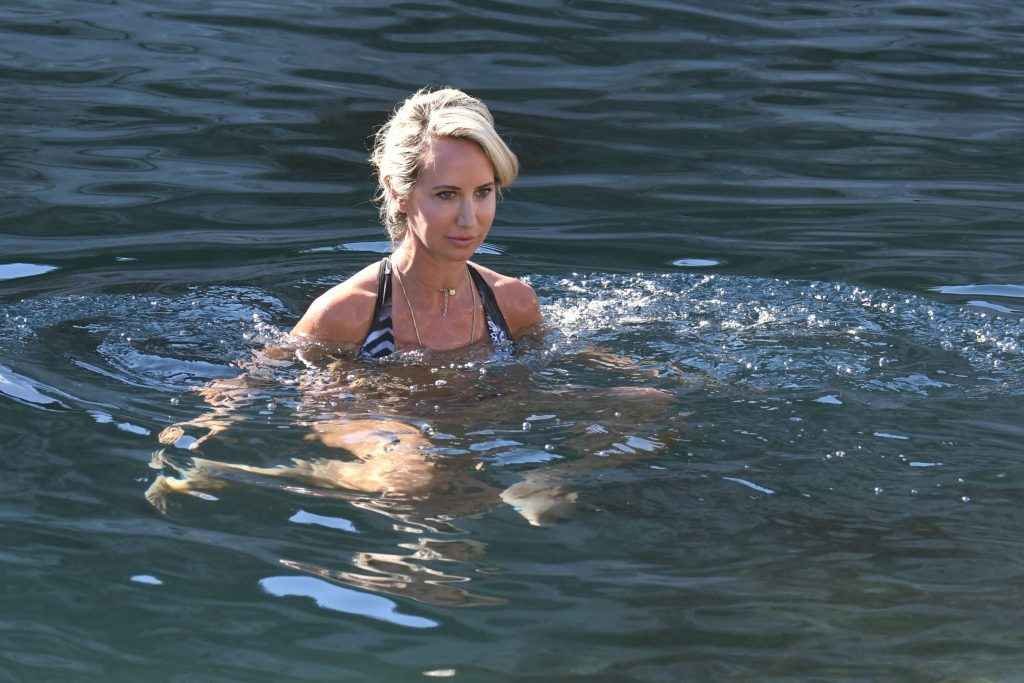 Lady Victoria Hervey en bikini à Ischia