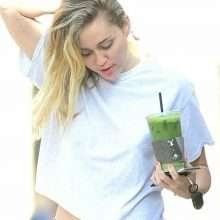 Miley Cyrus en mini-short à Los Angeles