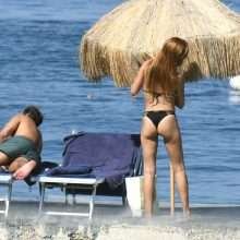 Veronica Maya en bikini en Italie