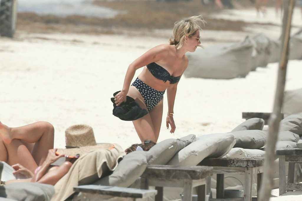 Ashley Tisdale en bikini à Tulum