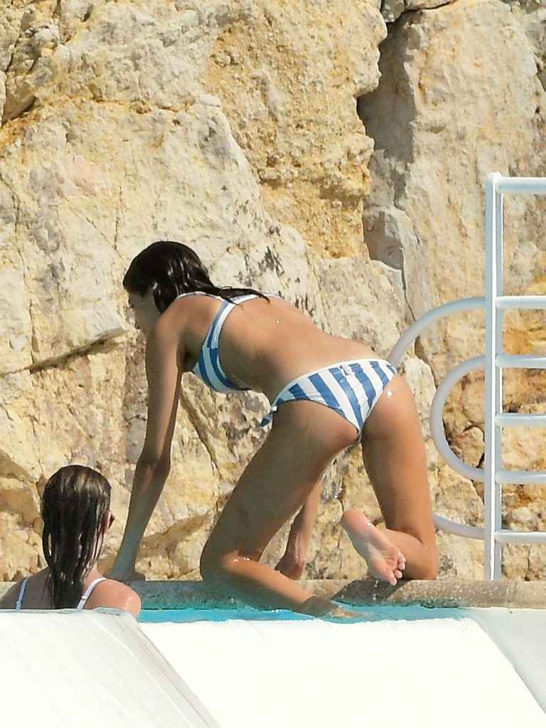 Cairo Dwek en bikini