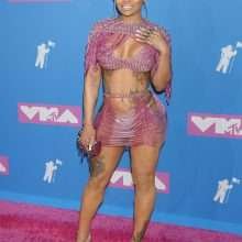 Blac Chyna ouvre le décolleté aux MTV VMA