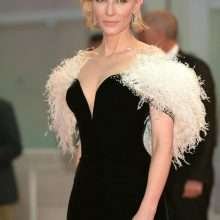 Cate Blanchett ouvre le décolleté à la Mostra de Venise