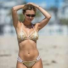 Ella Rose en bikini à Santa Monica