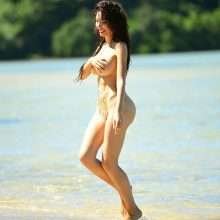 Farrah Abraham toute nue à la plage