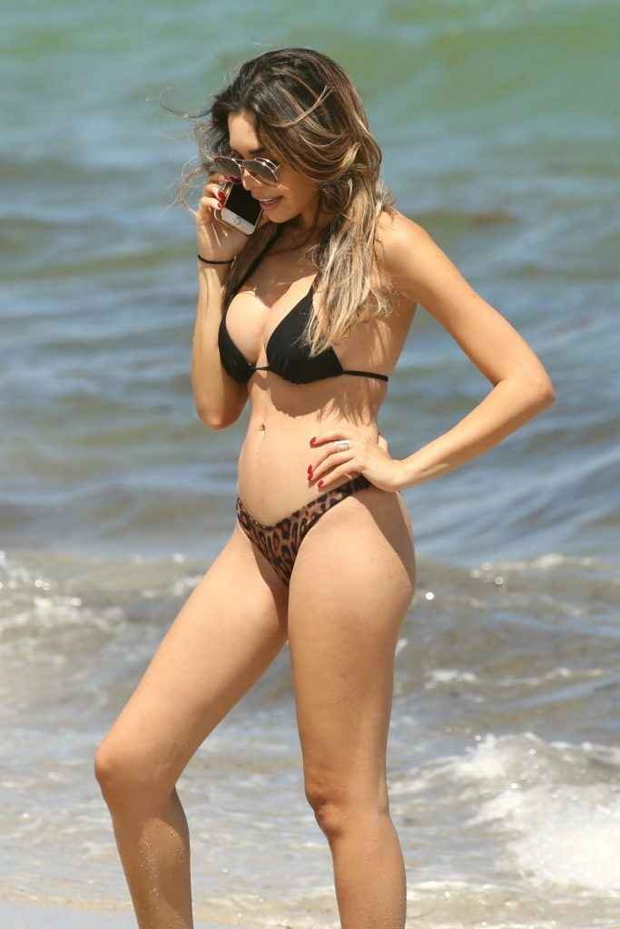 Jasmine Tosh en bikini à Miami Beach