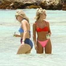 Jessica Woodley en bikini à La Barbade