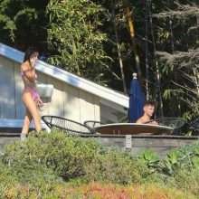 Bella Hadid en bikini à Malibu