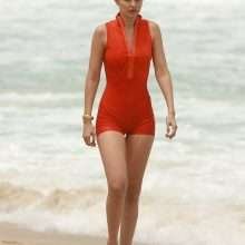 Gigi Hadid en maillot de bain au Brésil