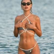 Kimberley Garner en bikini à Miami